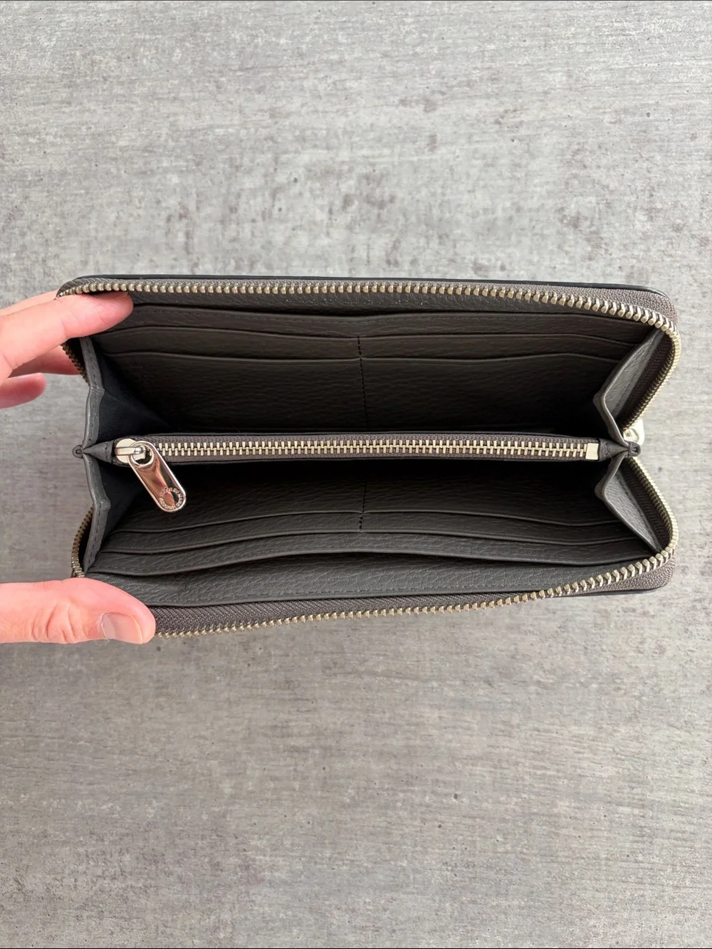 Marc By Marc Jacobs gray leather